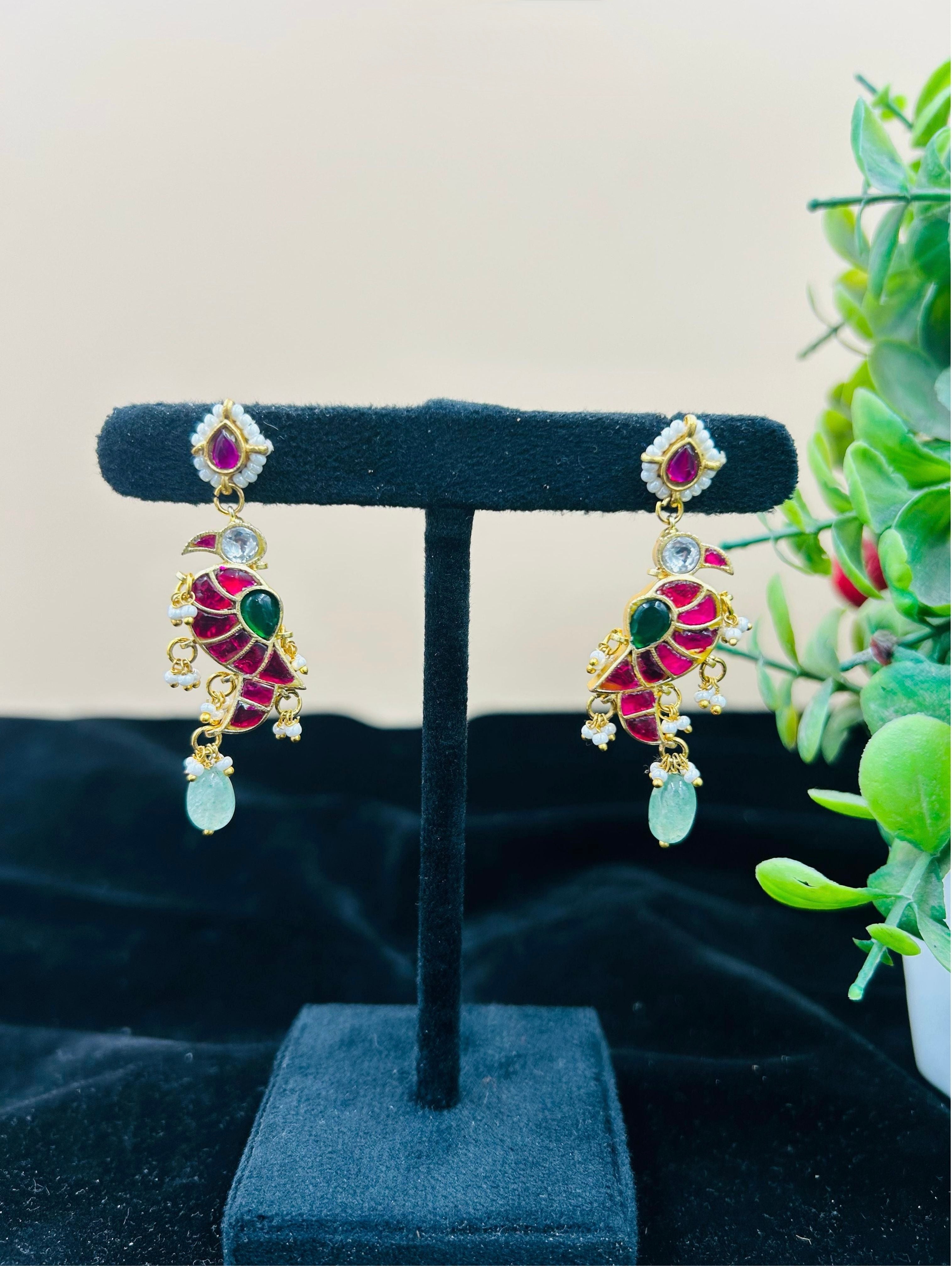 Mayur Jhumki