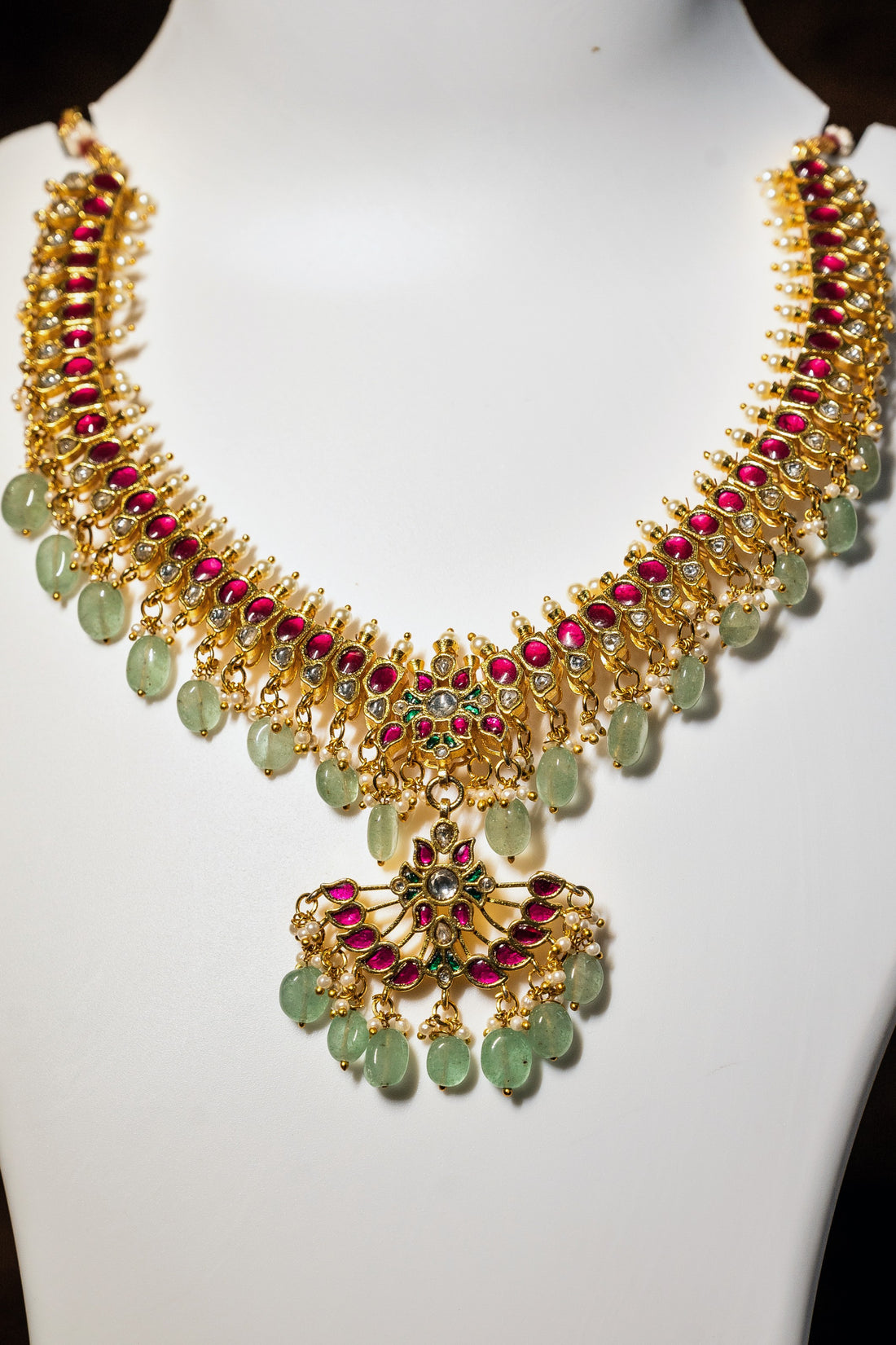 Necklace set ( Jadau Kundan premium Jewellery)