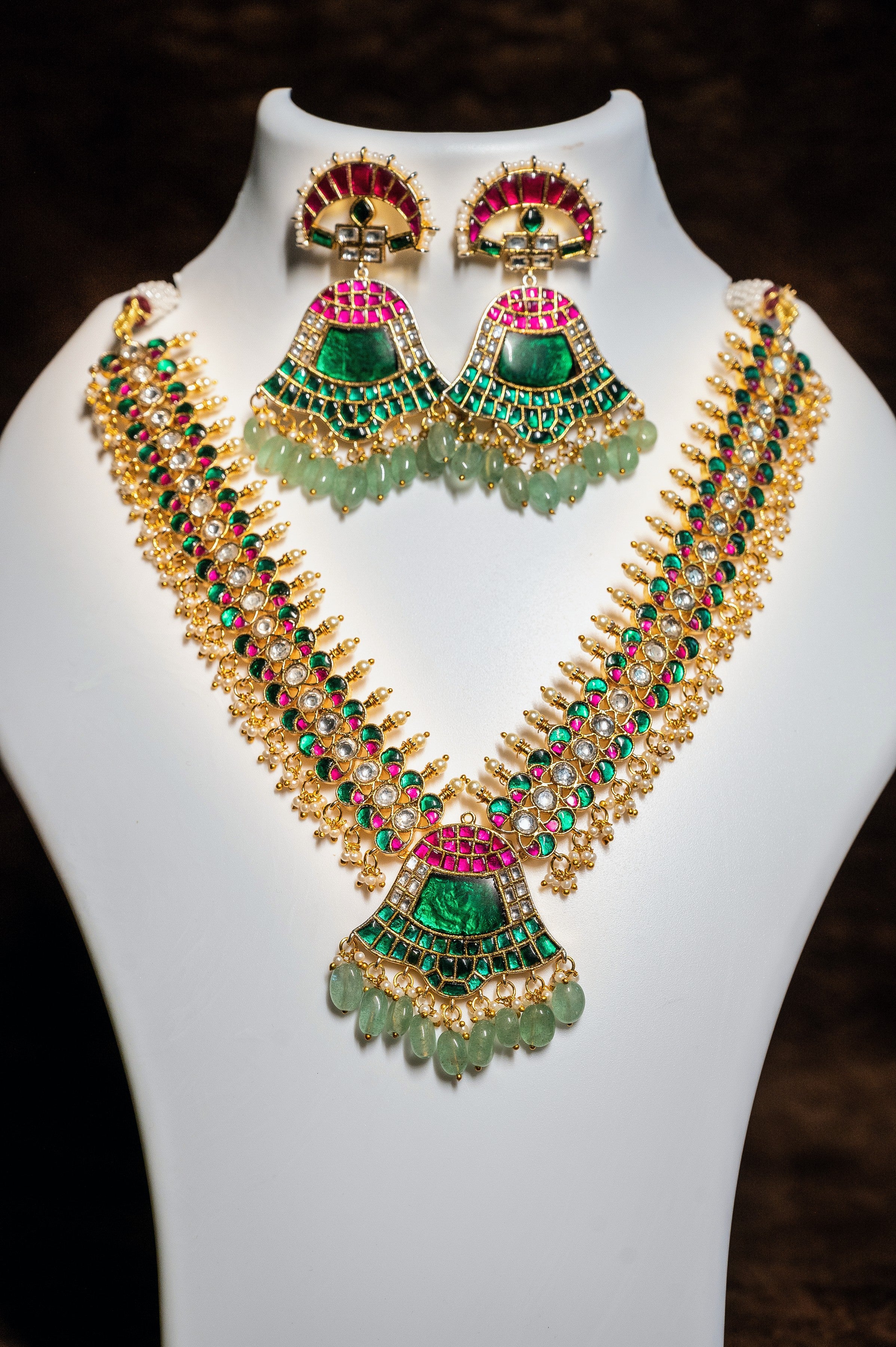 Jadau Kundan Necklace Set
