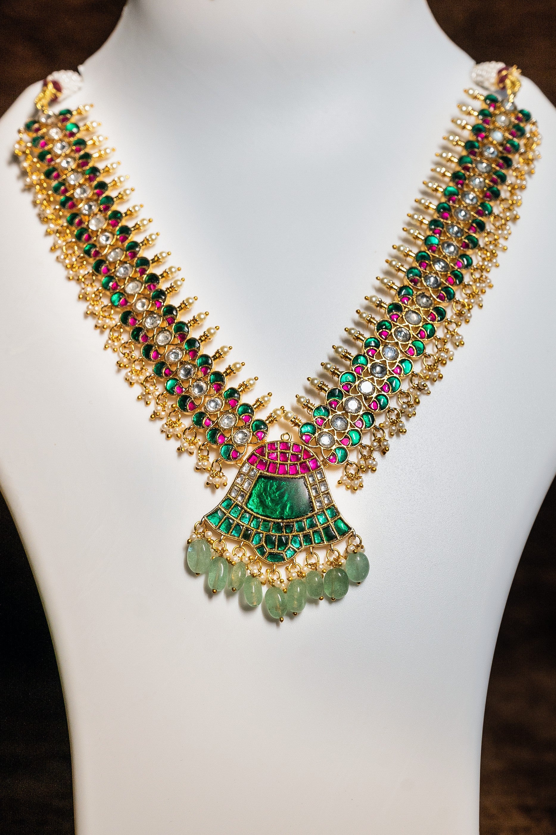 Jadau Kundan Necklace Set