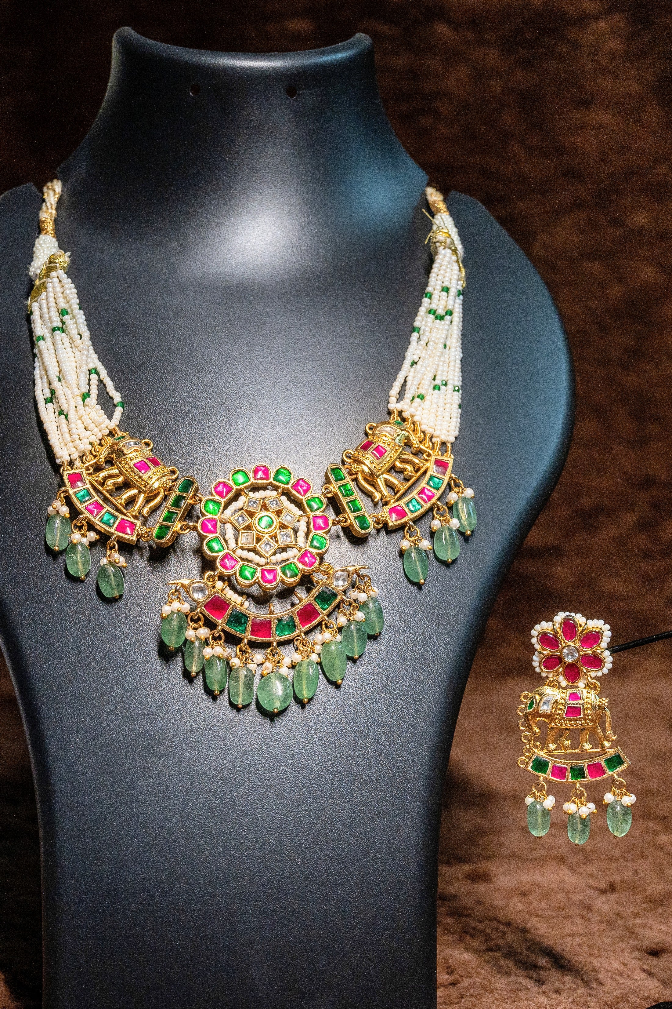 Jewel Plalace Trendy Gold Plated Heavy Pearls kemps Necklace set