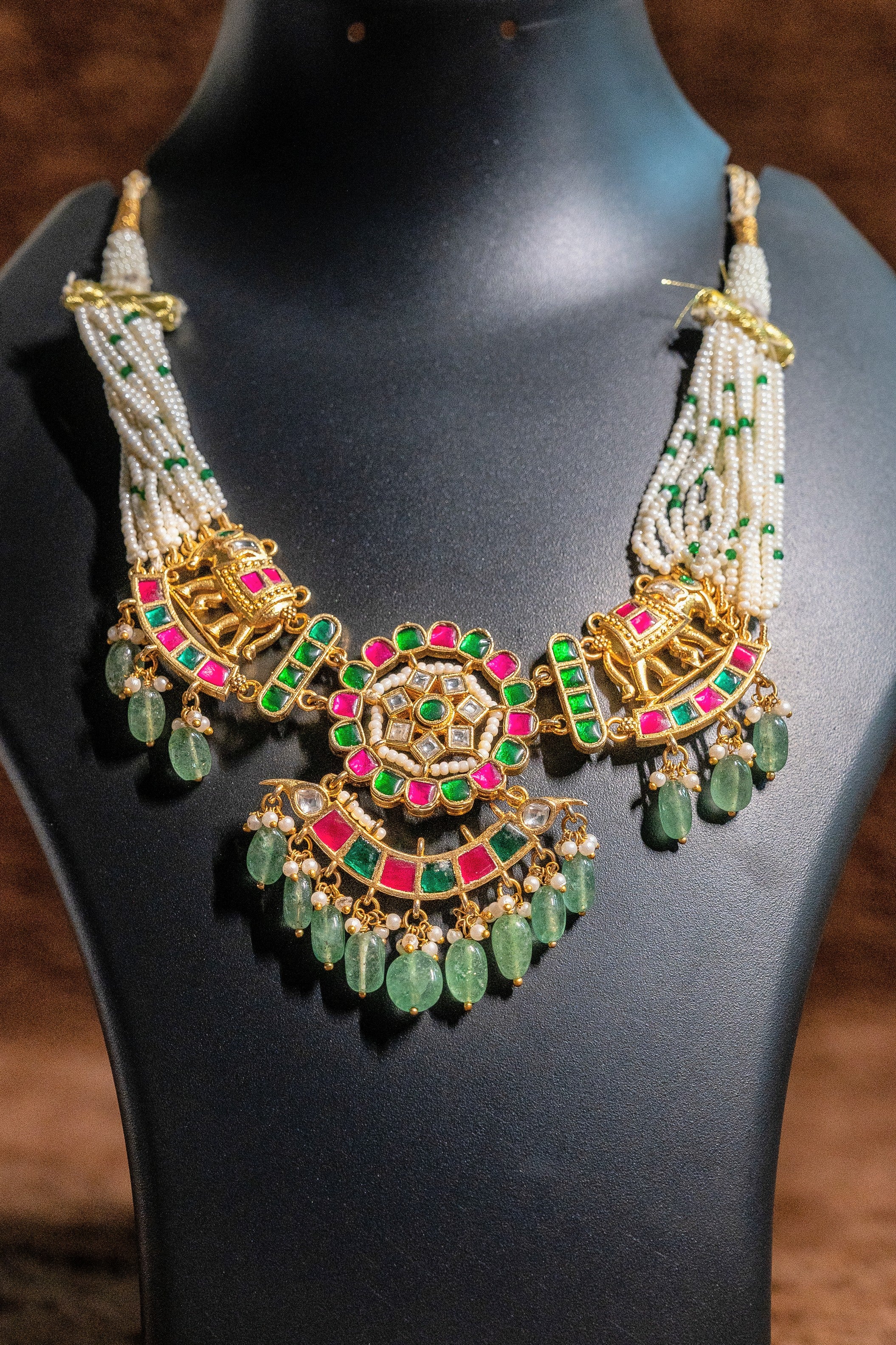 Jewel Plalace Trendy Gold Plated Heavy Pearls kemps Necklace set