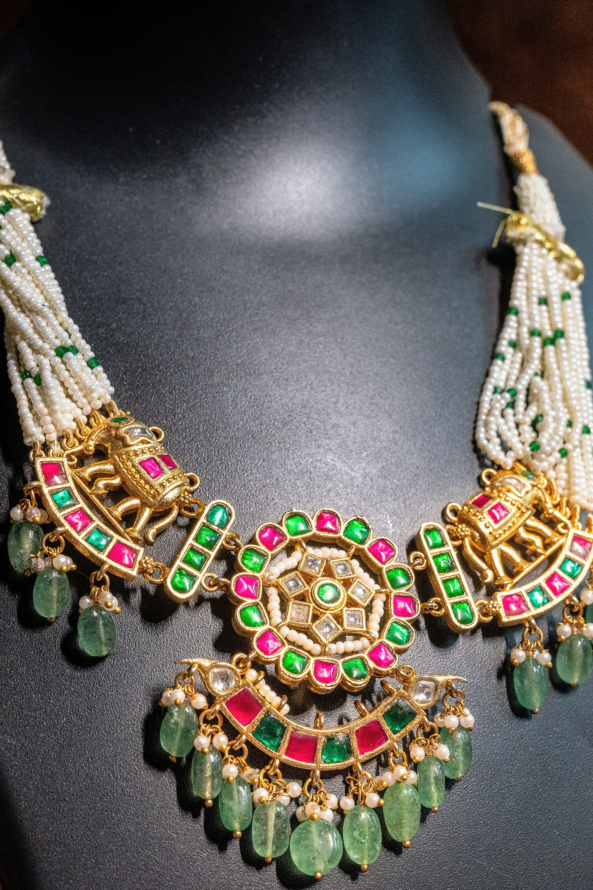 Jewel Plalace Trendy Gold Plated Heavy Pearls kemps Necklace set