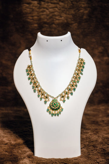 Jadau Kundan Necklace Set