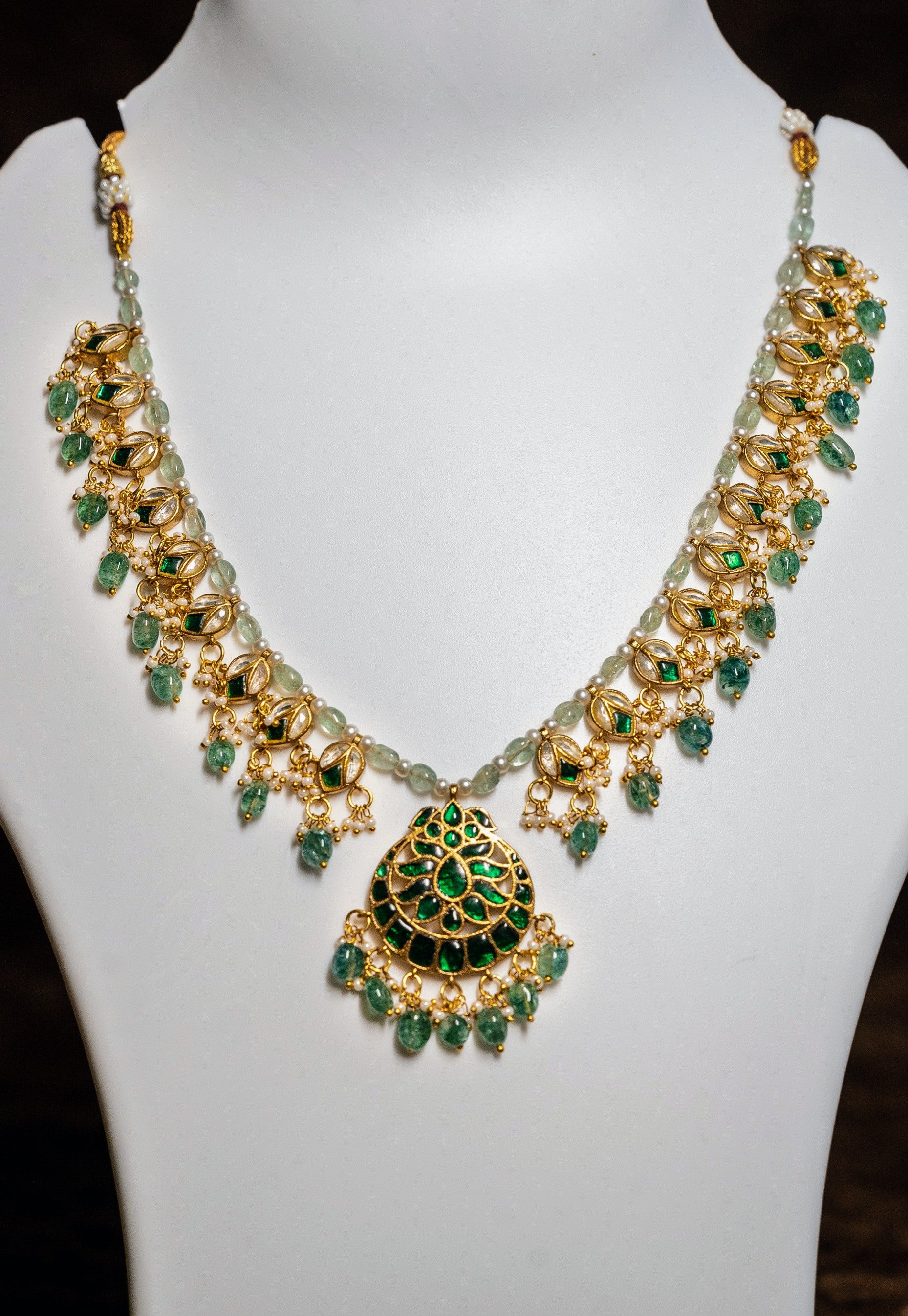 Jadau Kundan Necklace Set