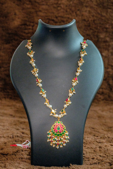 Moon Sun Pattern Jadau Kundan Necklace
