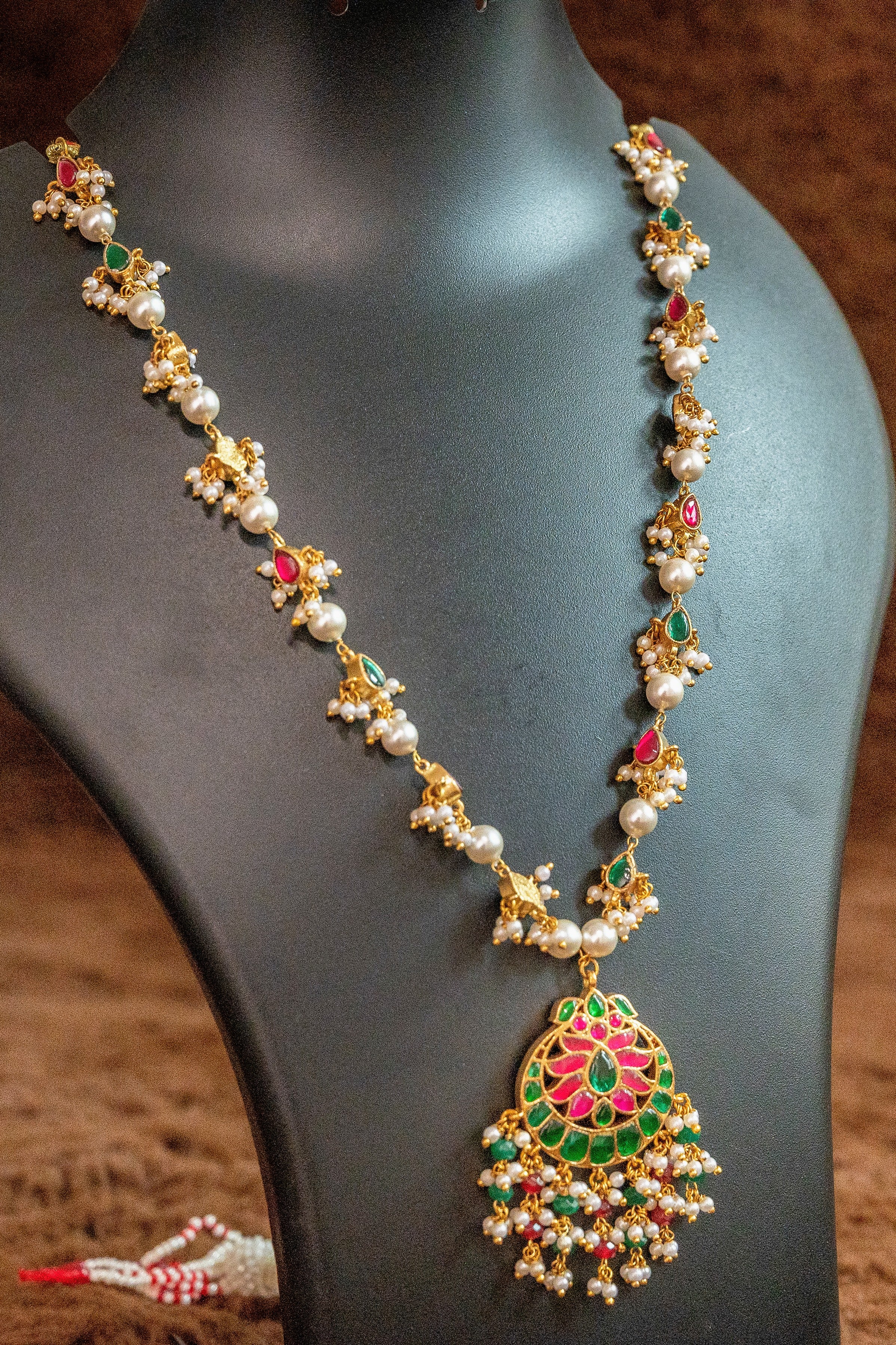 Moon Sun Pattern Jadau Kundan Necklace