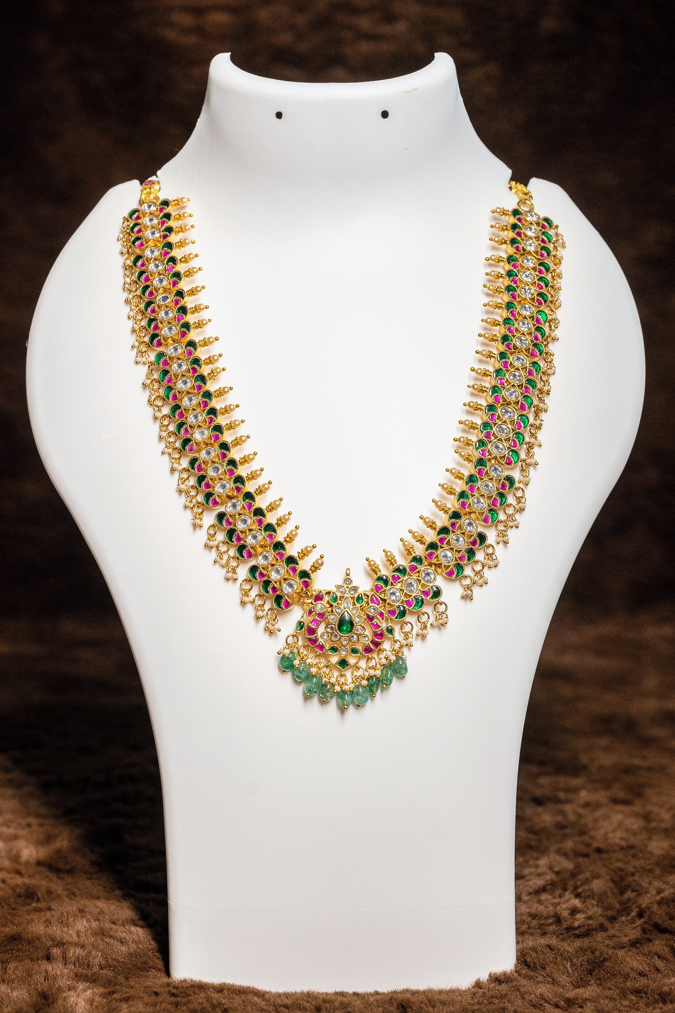 Jadau Kundan Necklace Set