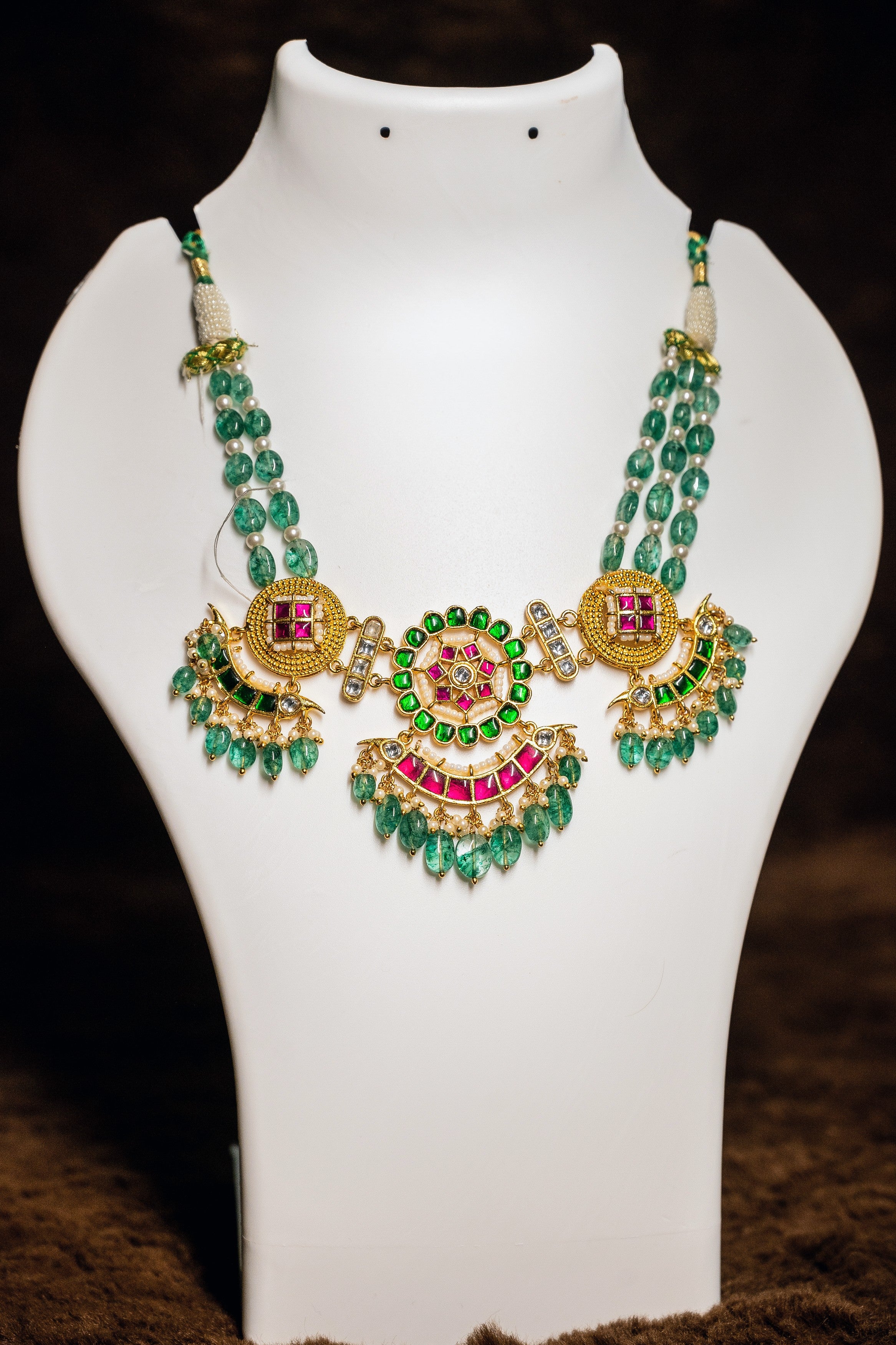 Jadau Kundan Necklace Set