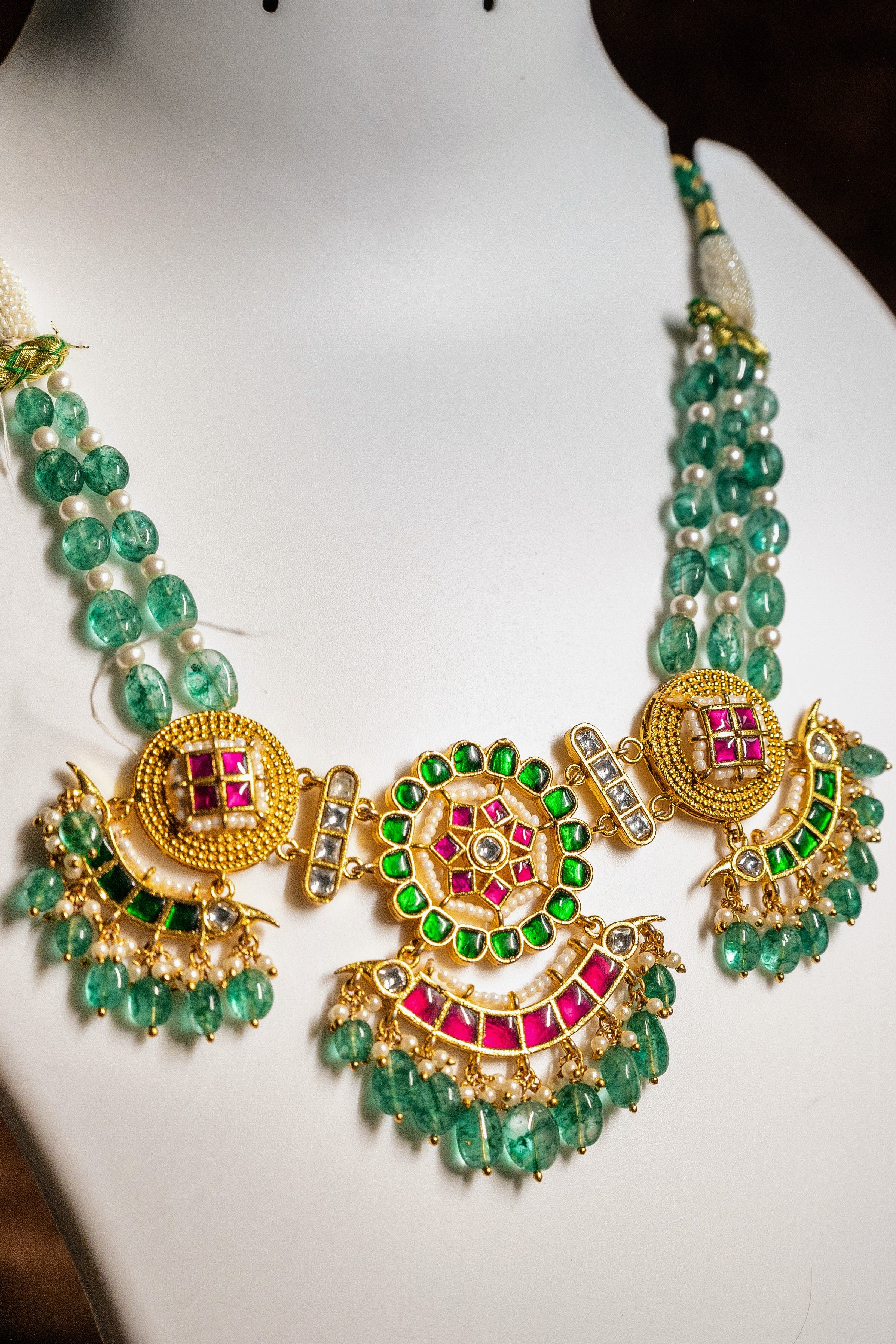 Jadau Kundan Necklace Set