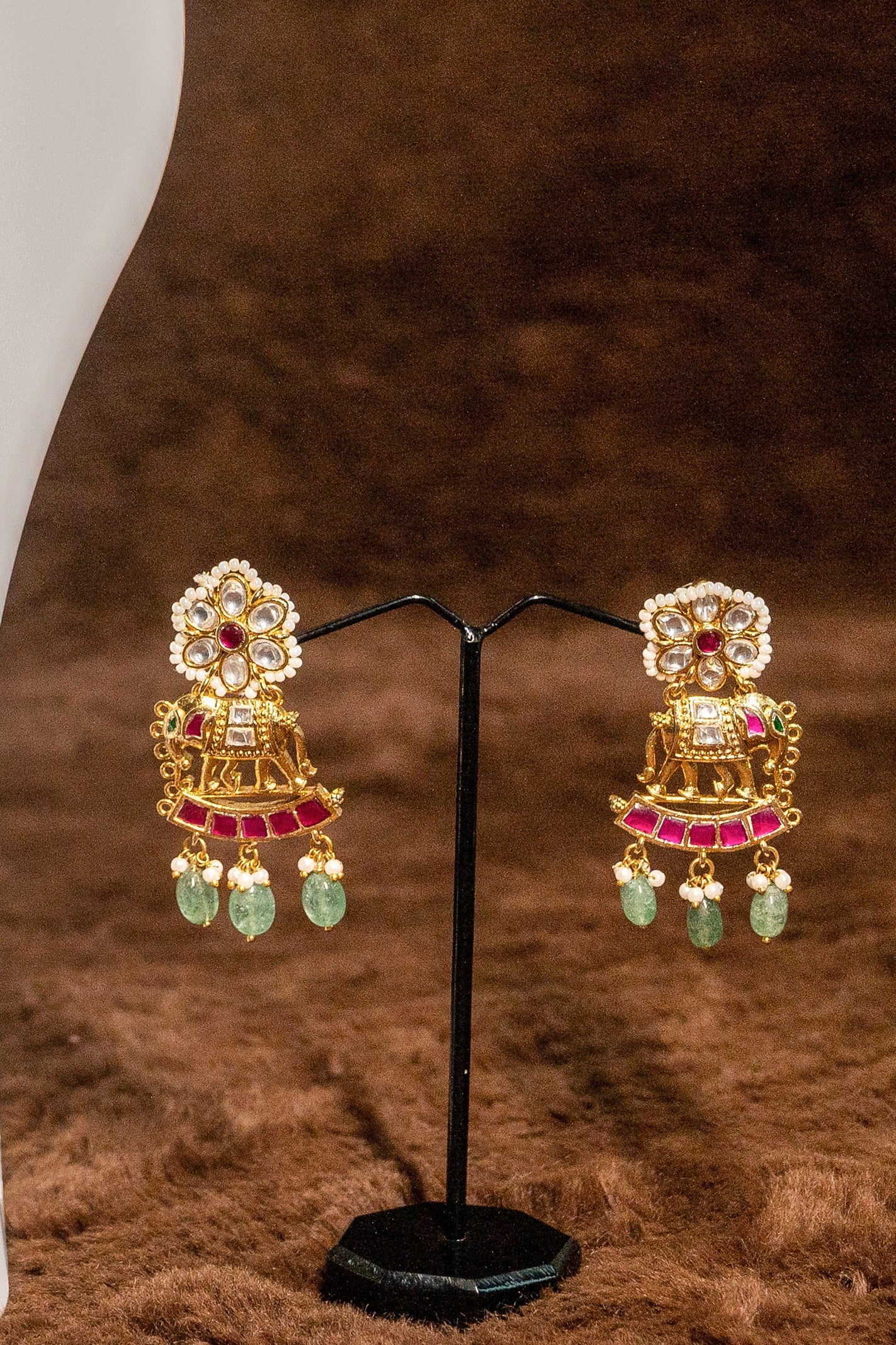 Elephant Design Jadau Kundan Necklace Set With Emerald