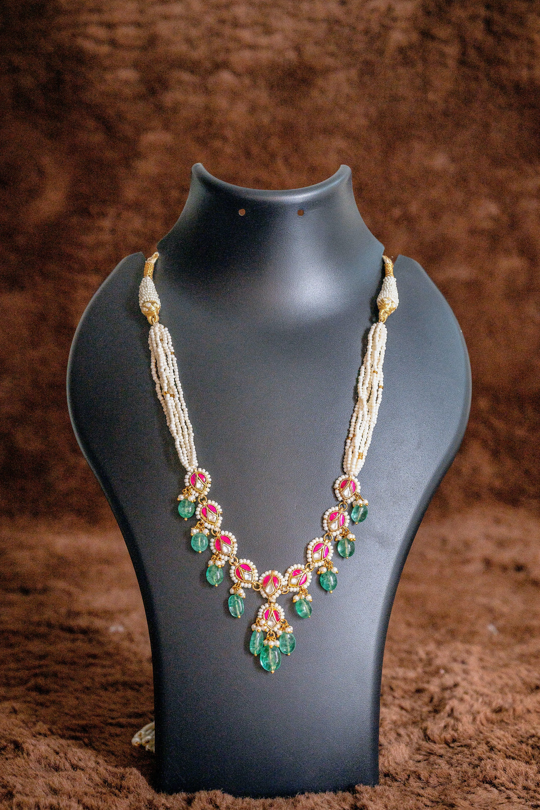 Jadau Kundan Necklace Set