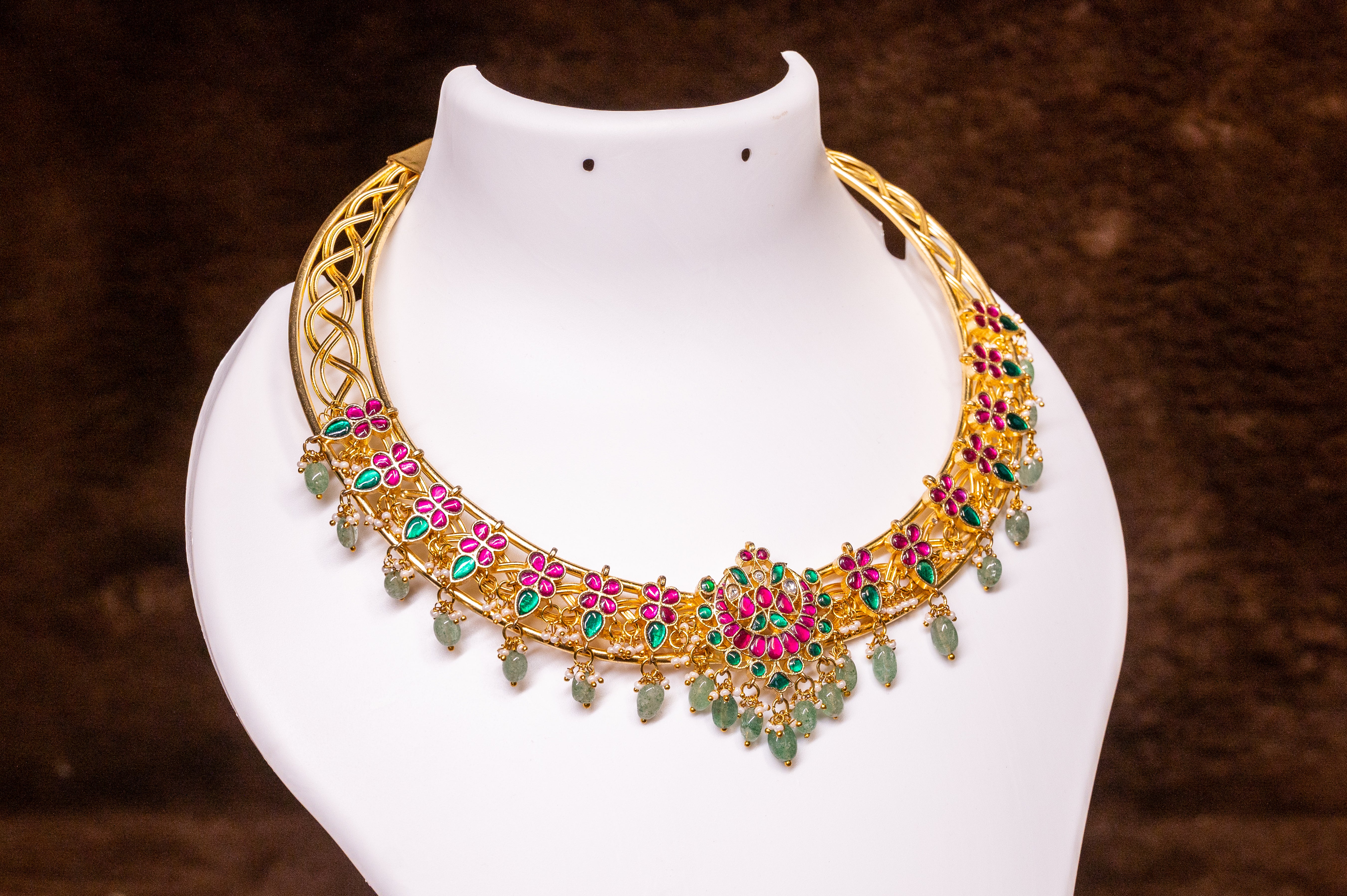 Hasli Choker Round Jadau Kundan