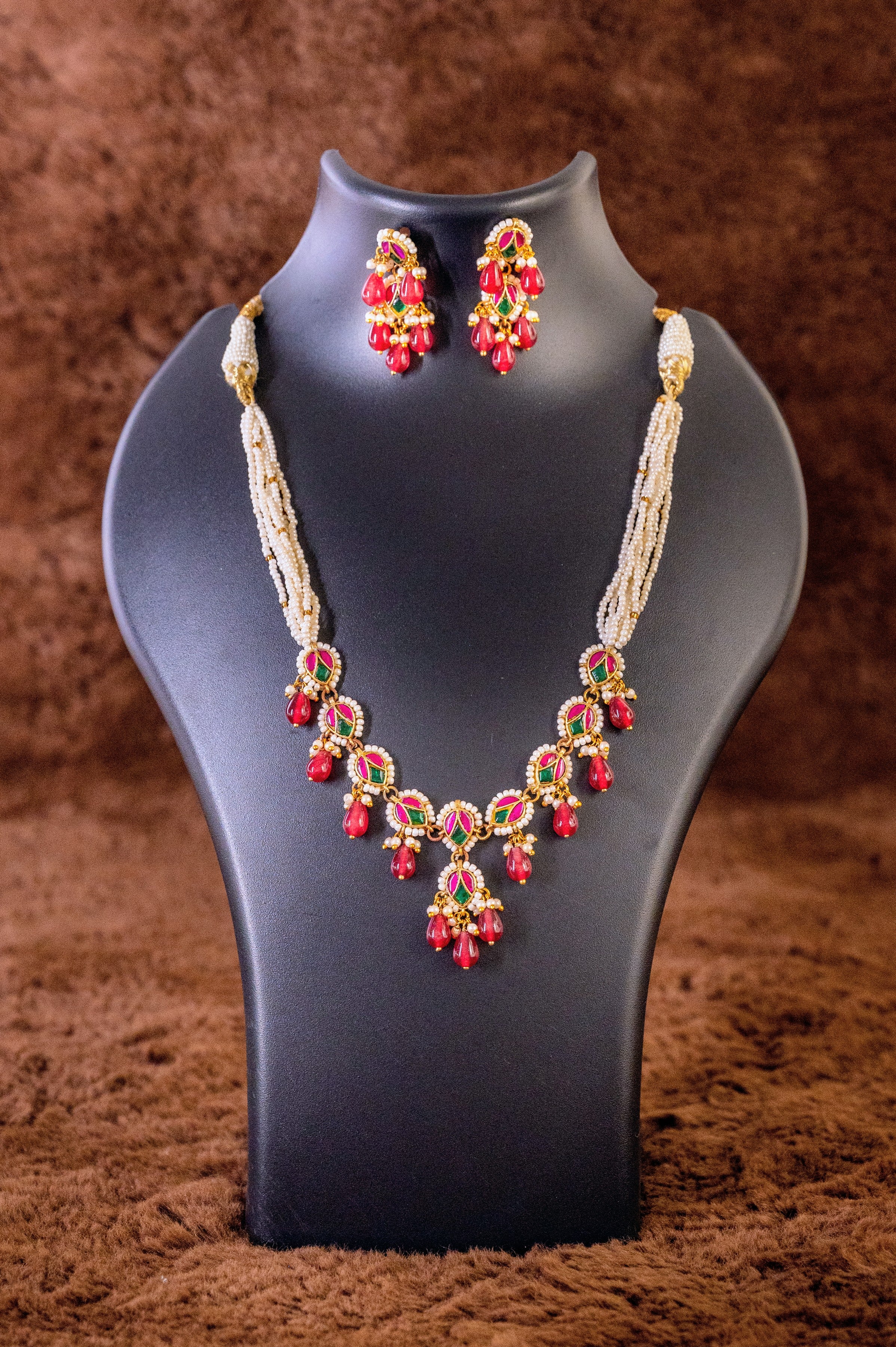 Pink Beads Jadau Kundan Necklace Set With Emerald