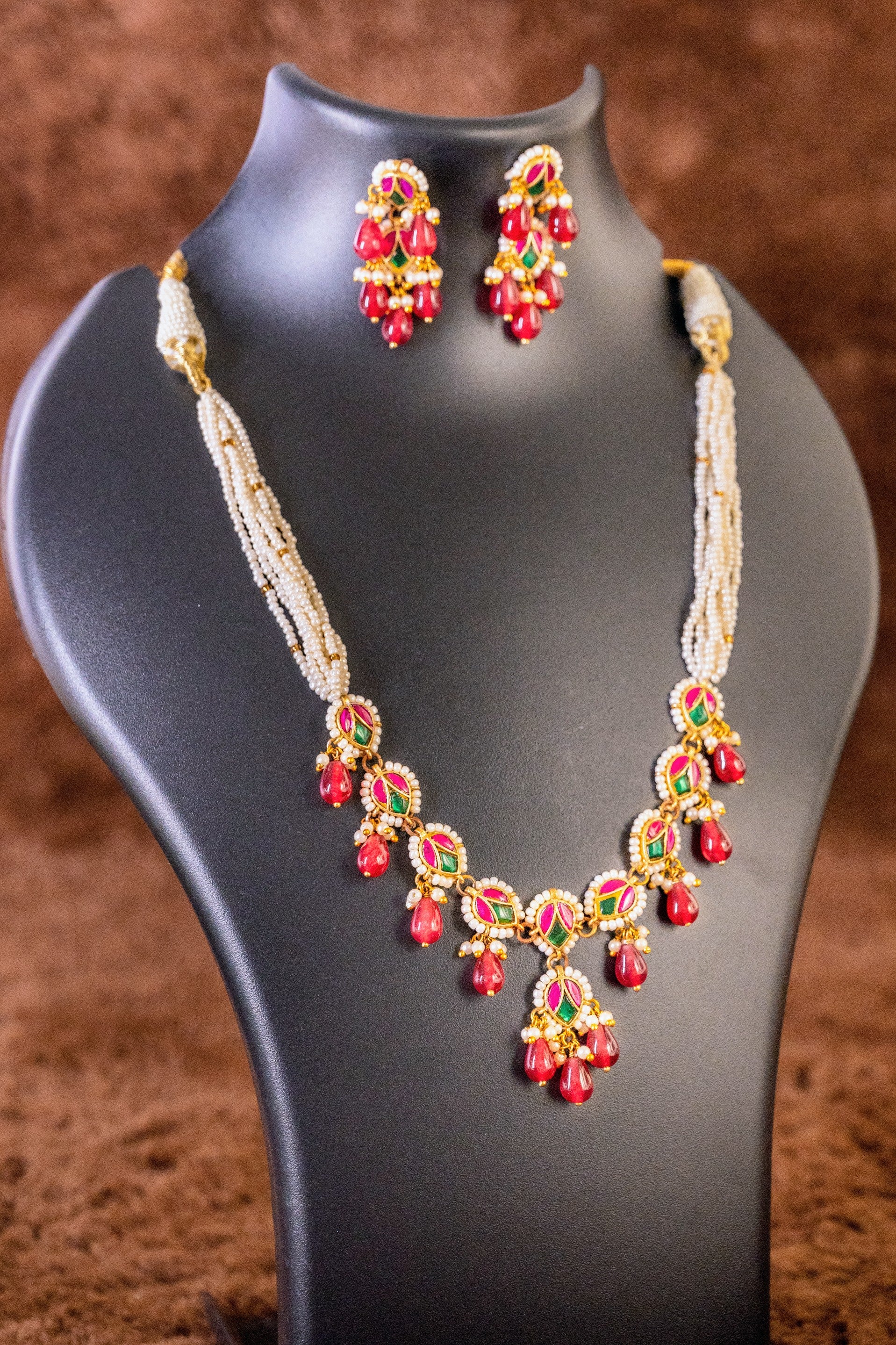 Pink Beads Jadau Kundan Necklace Set With Emerald