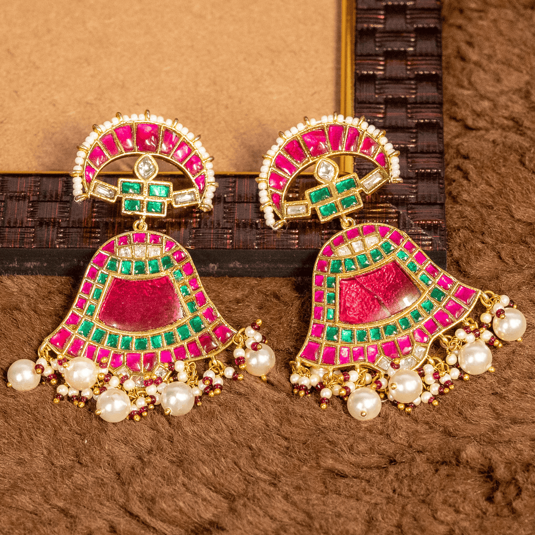 Liverook Shining Diva Women Chandelier Earrings