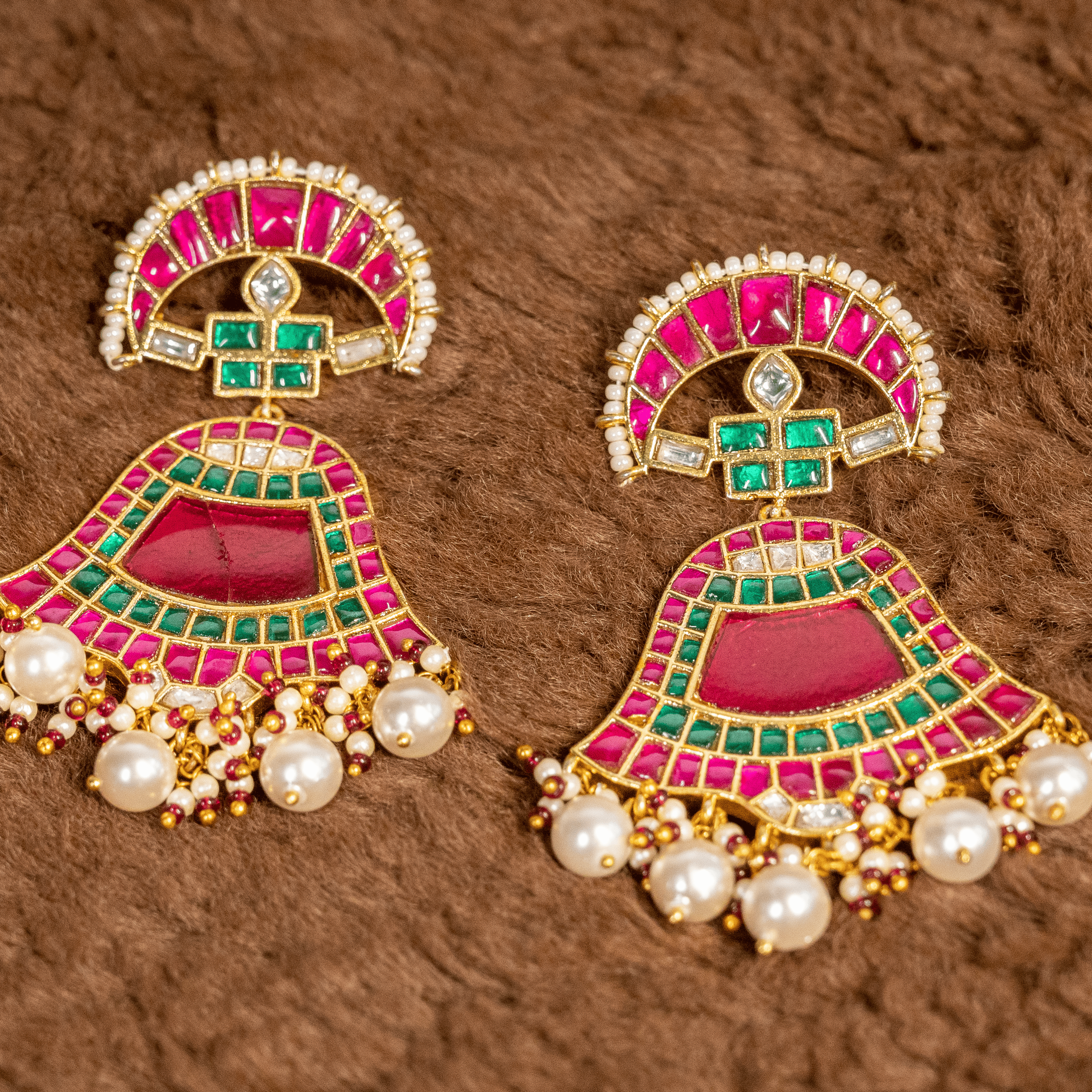 Liverook Shining Diva Women Chandelier Earrings