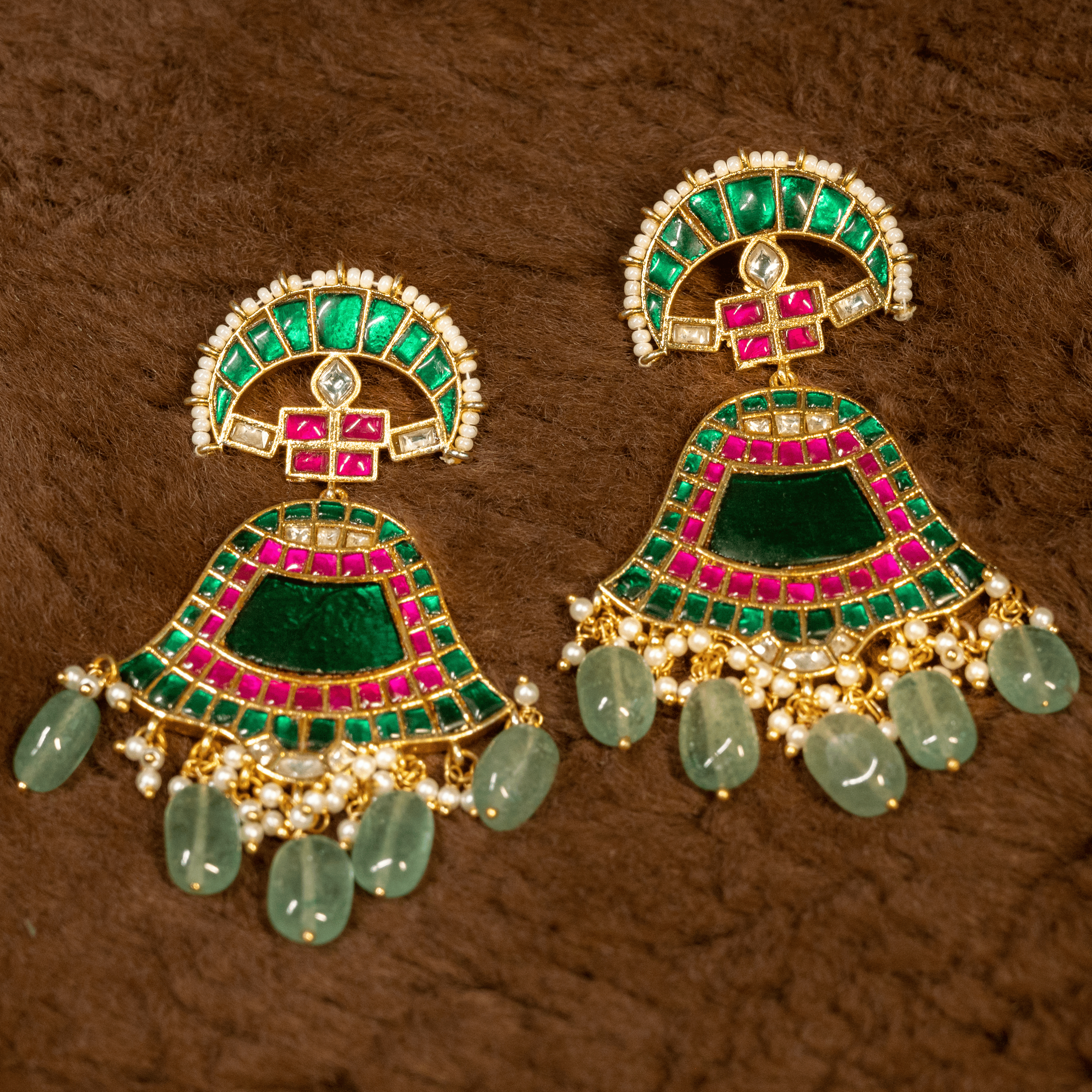 Liverook Shining Diva Women Chandelier Earrings