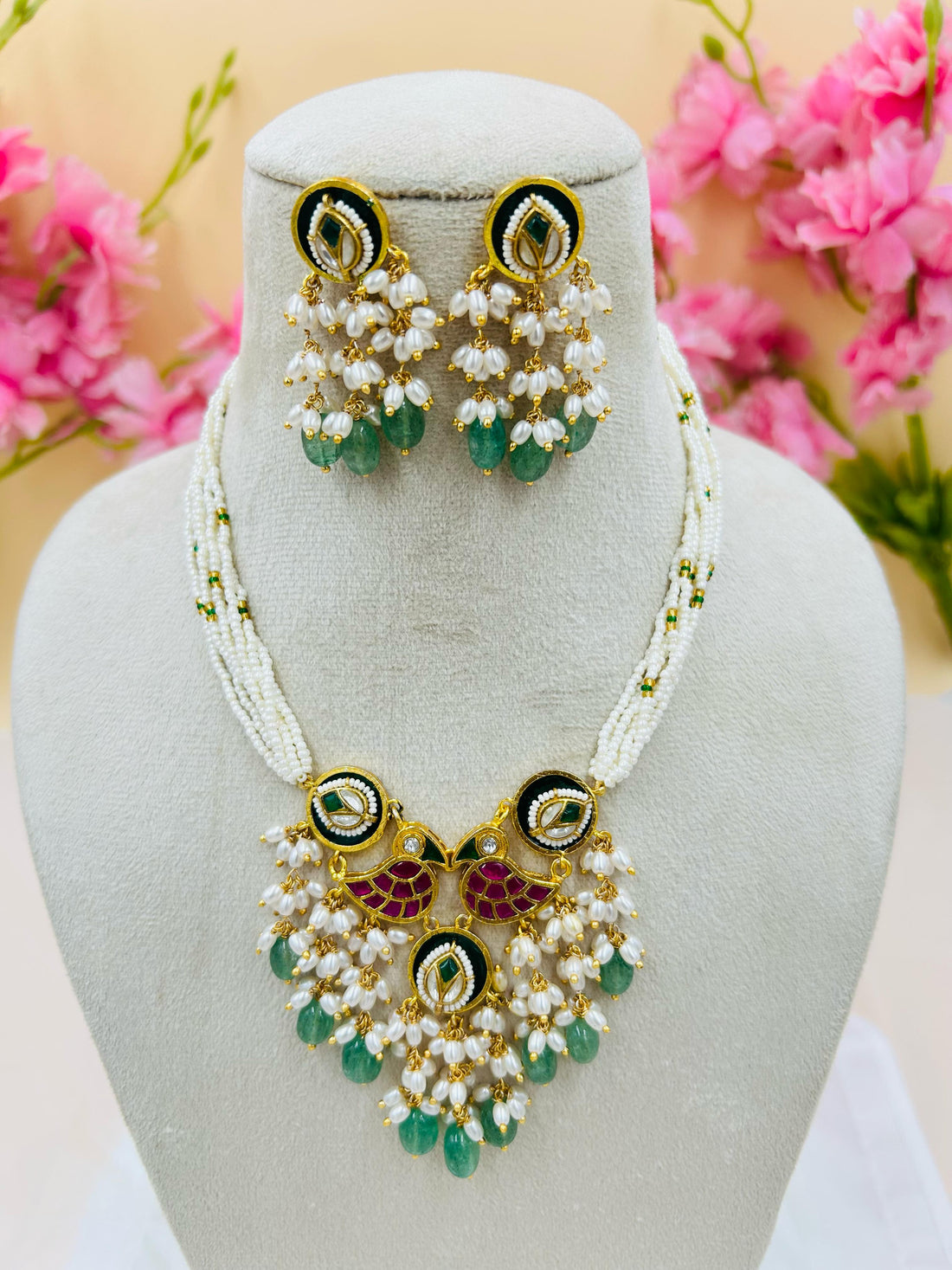 Jadau Kundan Necklace Set